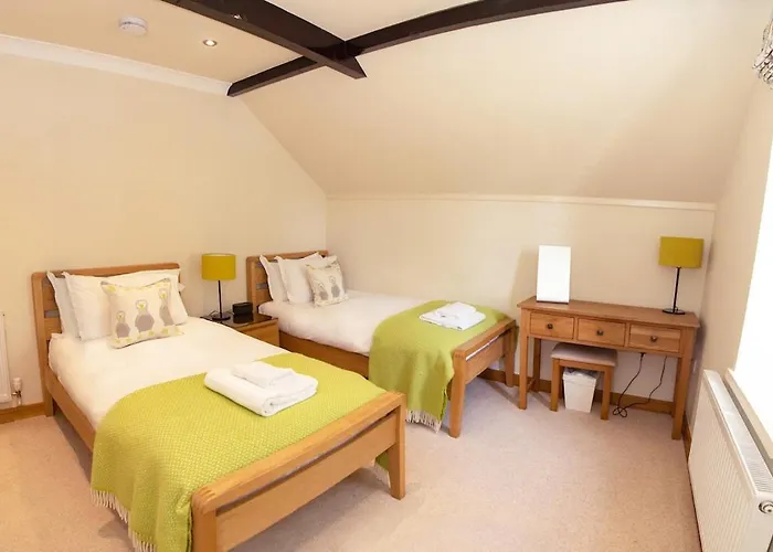 Casa de Férias Walkers Boathouse - Luxury Lakeside Retreat *