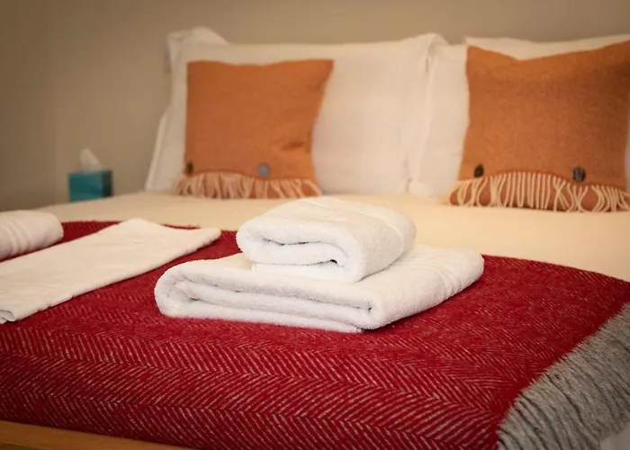 Casa de Férias Walkers Boathouse - Luxury Lakeside Retreat Bowness-on-Windermere