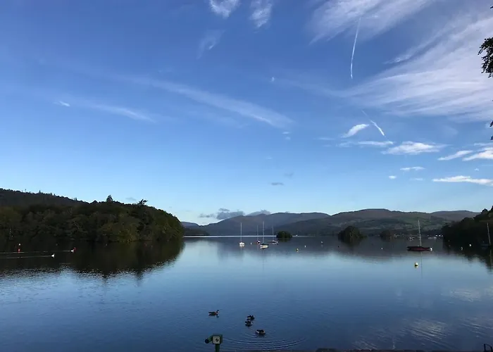 Walkers Boathouse - Luxury Lakeside Retreat Casa de Férias *